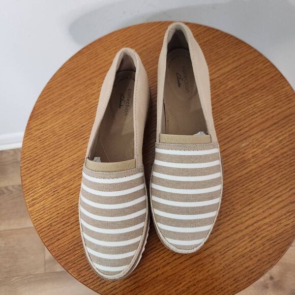 Clarks Serena Paige Suede Slip On Comfort Espadrilles in Tan and White Size 7 N - Picture 5 of 14